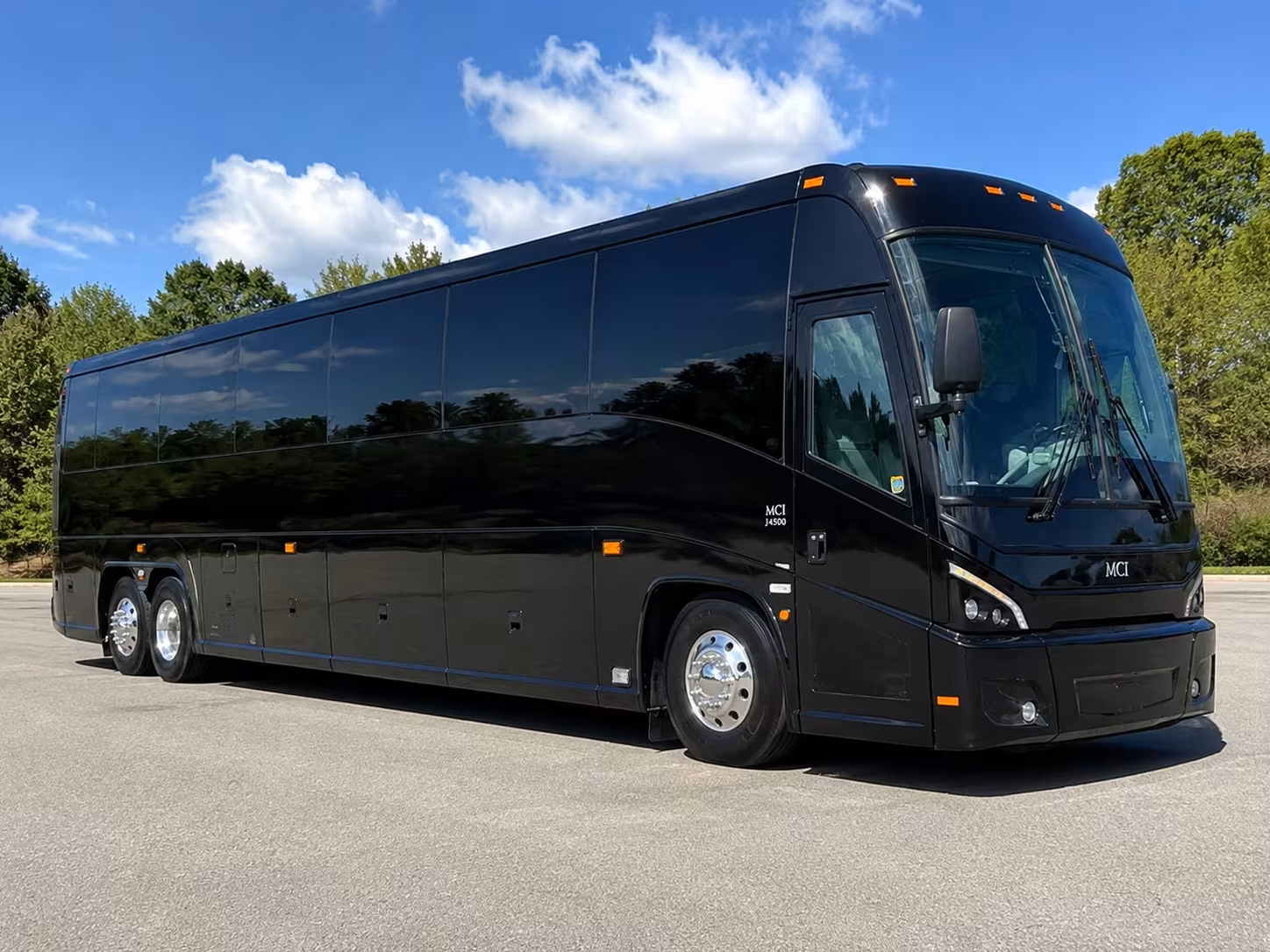 charter bus rentals for large prom groups in santa maria california