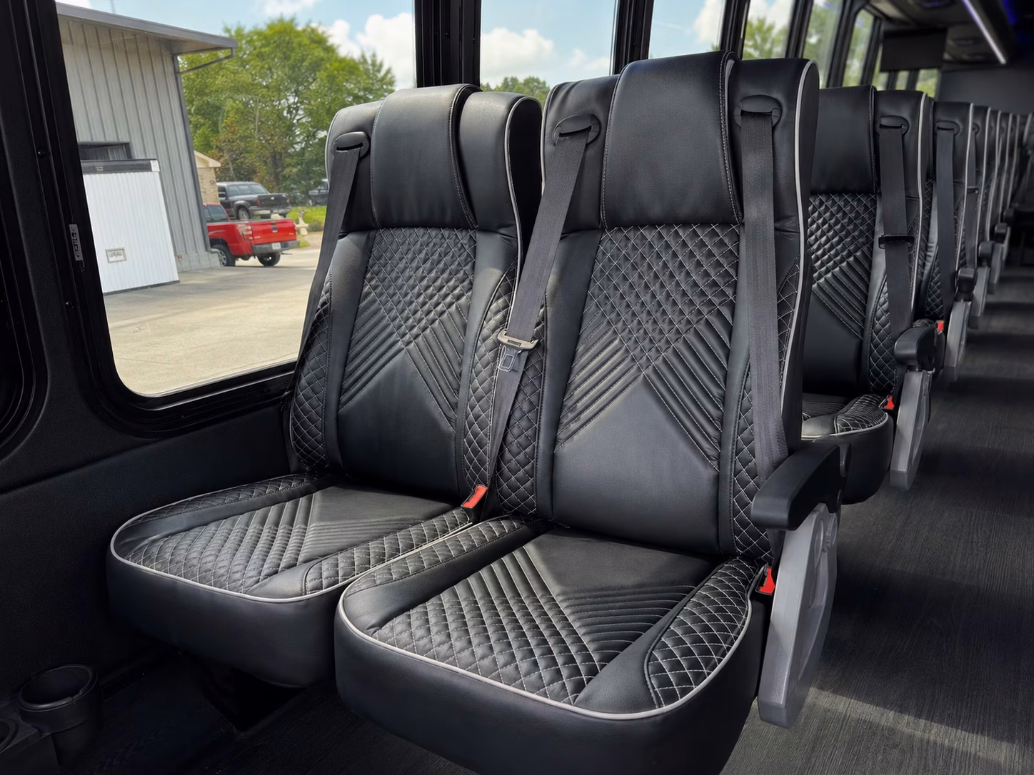santa maria airport transfers for wedding guests from sba and sbp