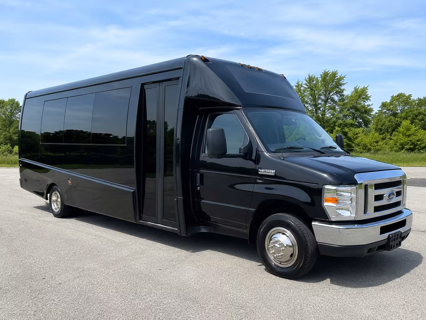 santa maria minibus rentals for soccer and softball tournaments