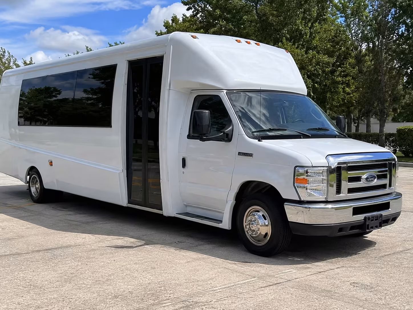 santa maria party bus rentals for prom photos and dinner